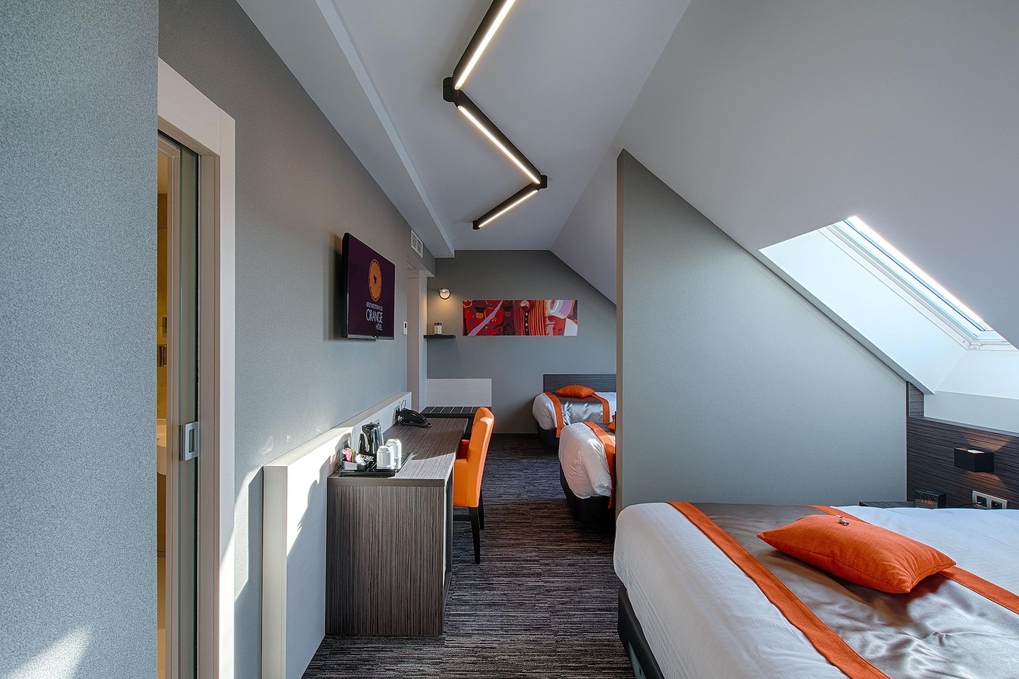 Orange Hotel La Louvière Exteriör bild