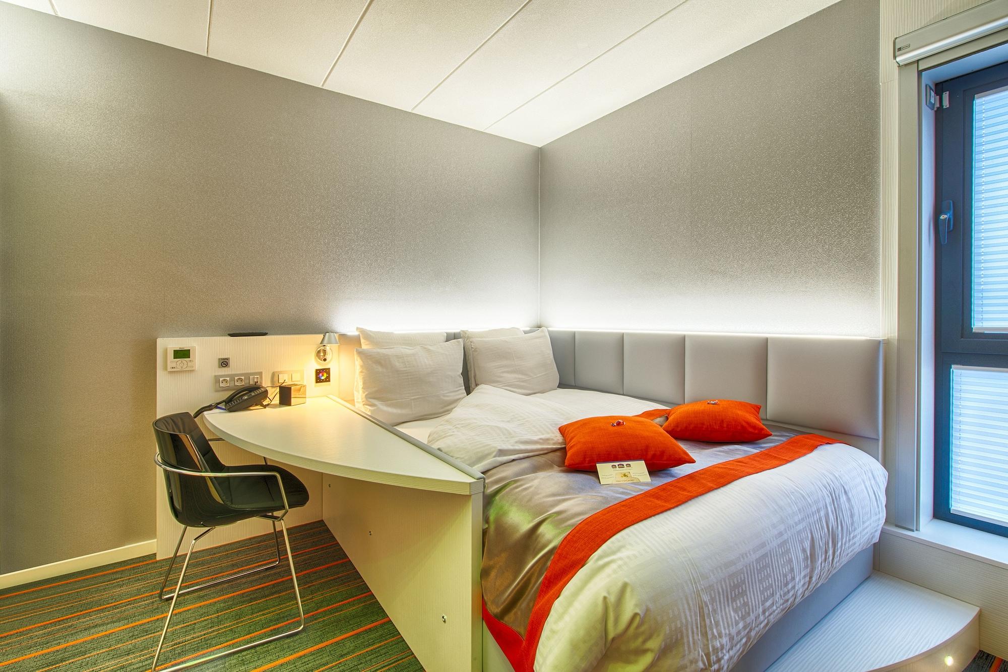 Orange Hotel La Louvière Exteriör bild