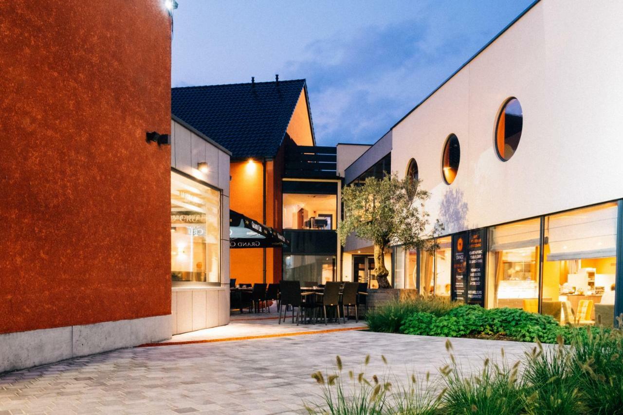 Orange Hotel La Louvière Exteriör bild